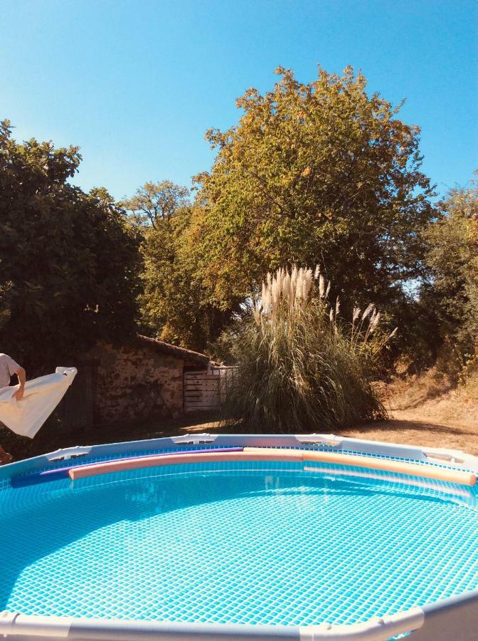 Les Outres Villa Chabrac Exterior foto