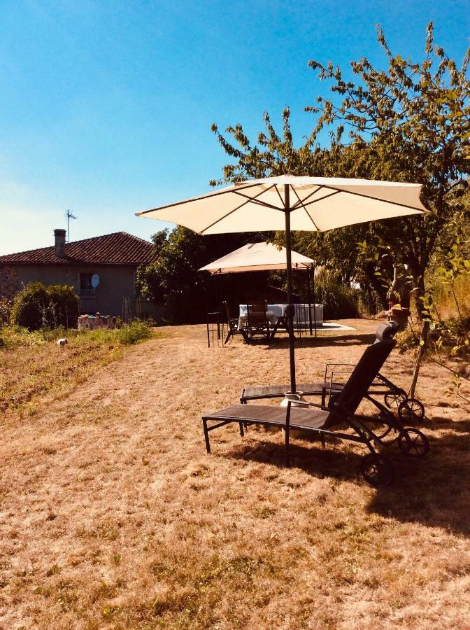 Les Outres Villa Chabrac Exterior foto